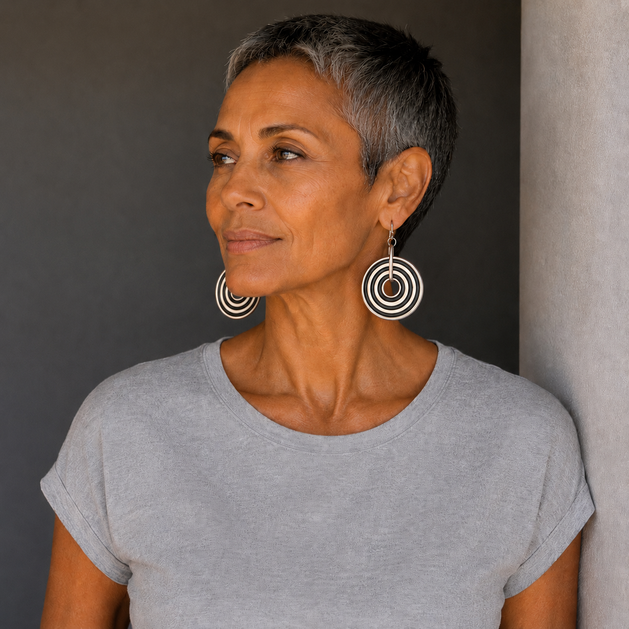 Circle earrings