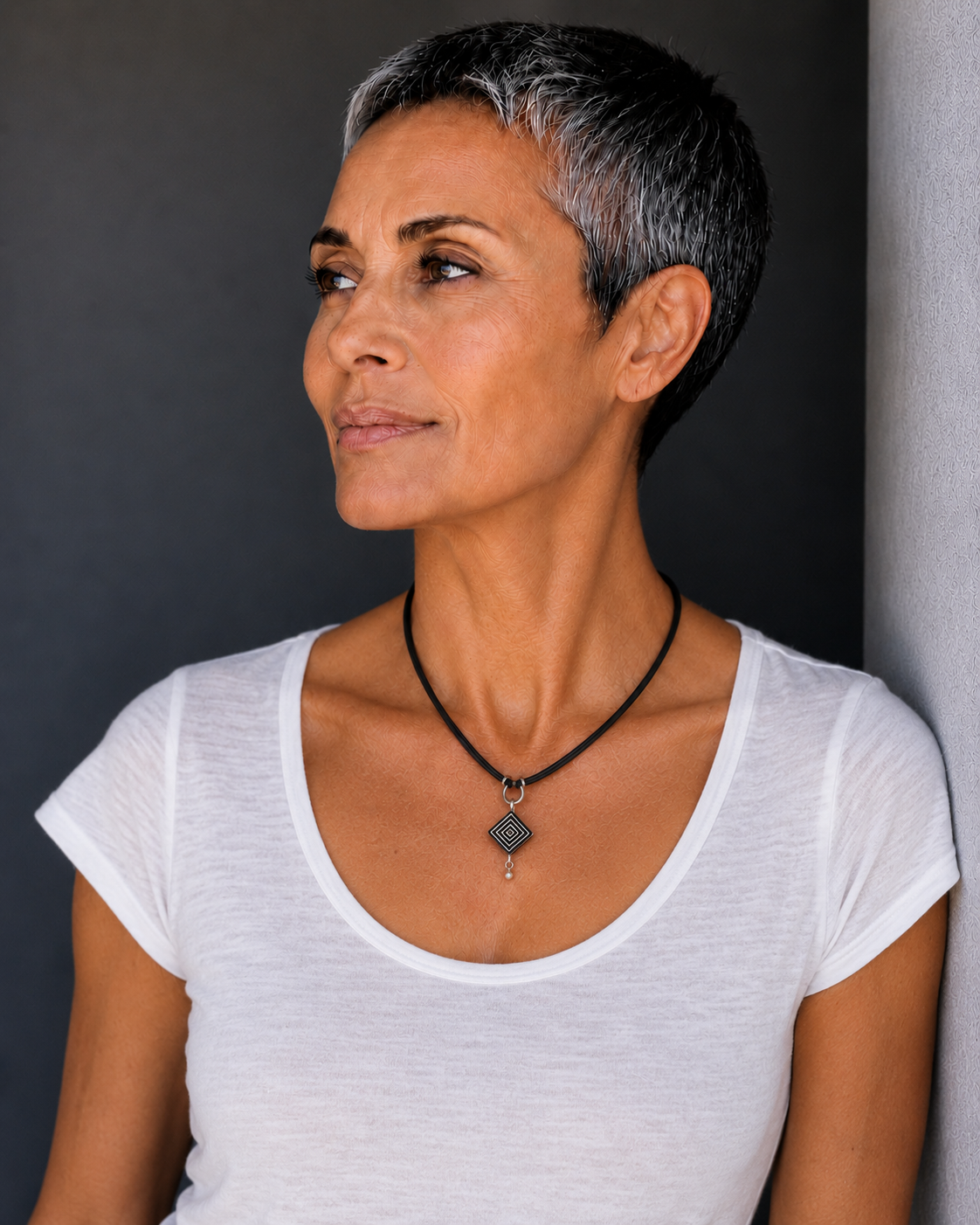 Geometric Petit Chocker